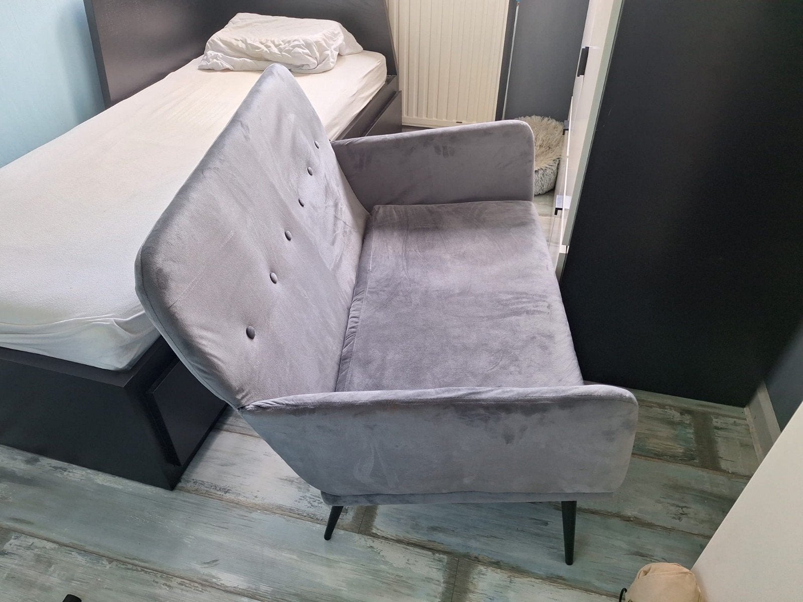 Donkergrijs bankje - 110cm breed, 86cm hoog, Ophalen, Gebruikt, Tweepersoons, 75 tot 100 cm
