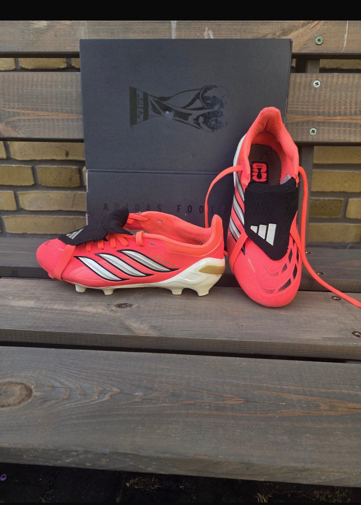 Adidas Predator Kids, de speciale WK Cup Edition maat 35. ️, Watersport en Boten, Ophalen of Verzenden, Zo goed als nieuw