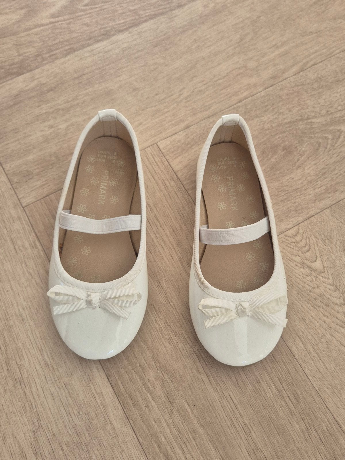 witte ballerina's, Kinderen en Baby's, Kinderkleding | Schoenen en Sokken, Gebruikt, Meisje, Schoenen, Ophalen of Verzenden