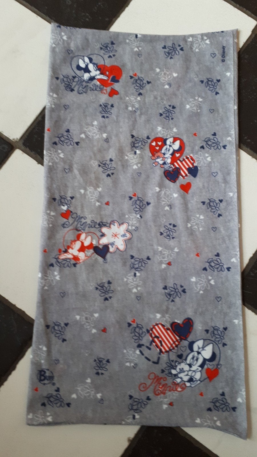 Buff Col Sjaal Minnie Mouse als nieuw junior one size, Kinderen en Baby's, Kinderkleding | Mutsen, Sjaals en Handschoenen, 134 t/m 140