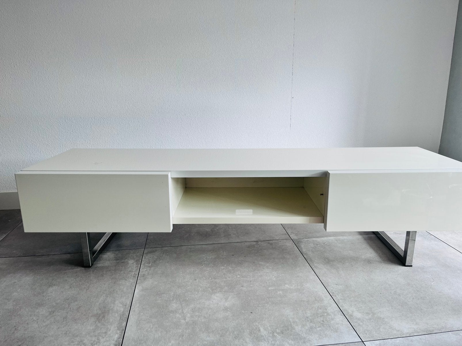 Tv  kast wit hoogglans, Huis en Inrichting, Kasten | Televisiemeubels, Ophalen, Gebruikt, 150 tot 200 cm, Minder dan 100 cm