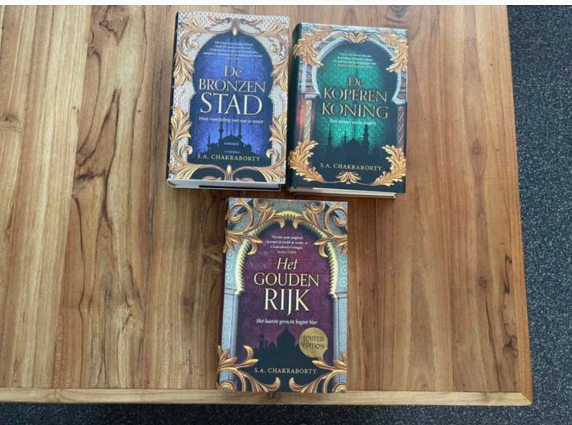 Trilogie boeken Shannon Chakraborty Het gouden rijk, Boeken, Fantasy, Ophalen of Verzenden, Zo goed als nieuw