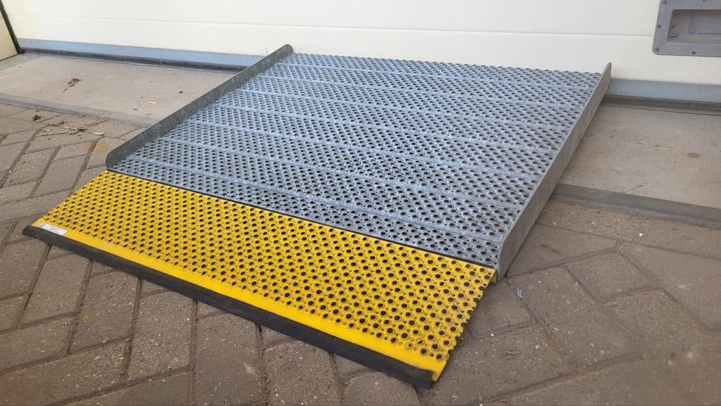 Stabag oprijplaat drempelhulp, Ophalen, Gebruikt