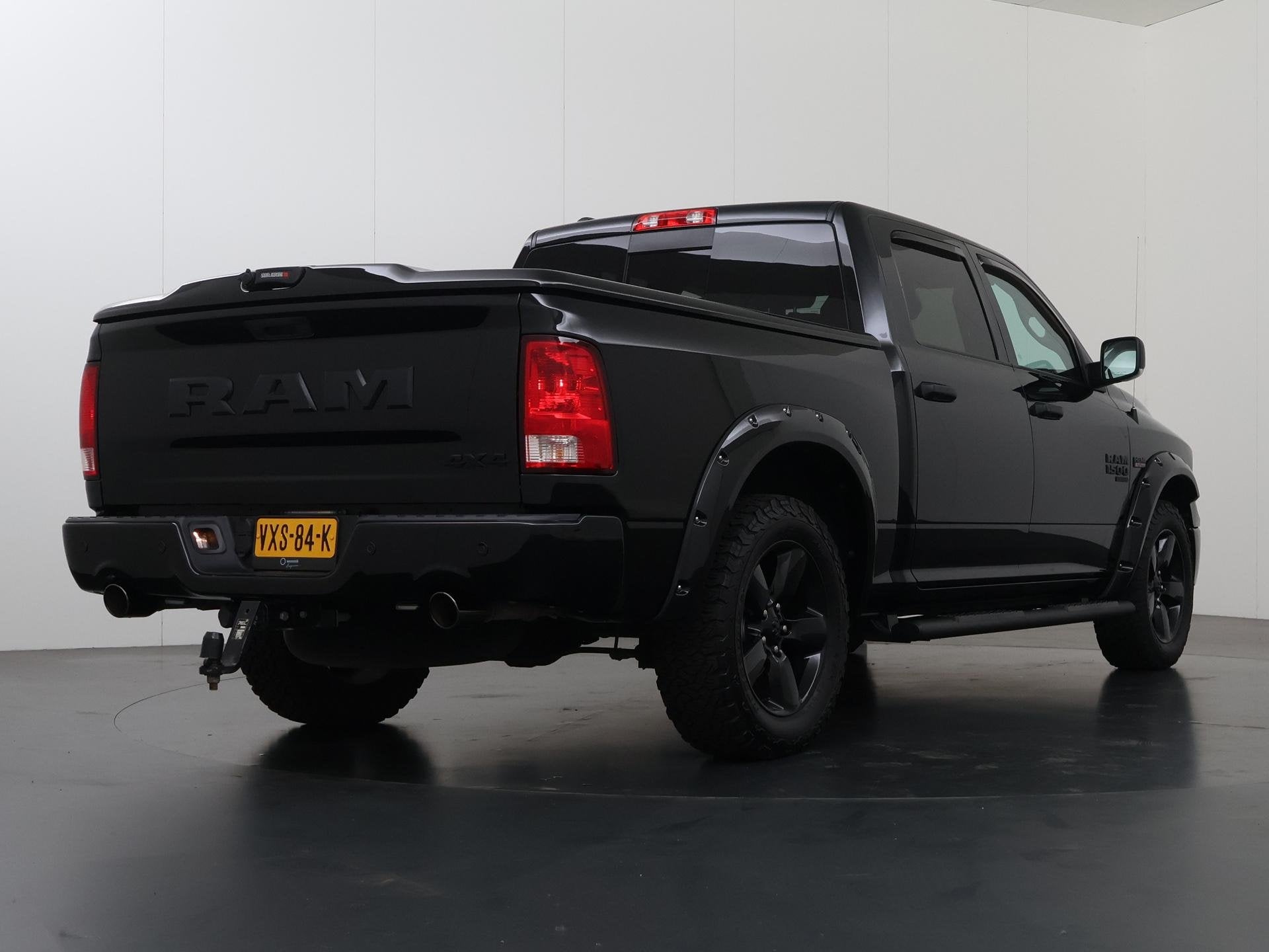 Dodge RAM 1500 5.7 V8 4X4 | CREW-CAB | PRINS LPG-G3 | TONNEA, Automaat, Gebruikt, 5654 cc, Zwart