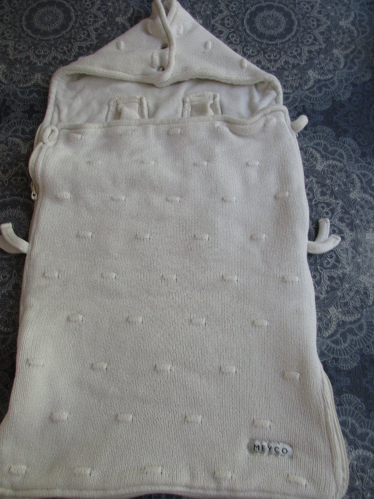 Meyco Baby Knots voetenzak  offwhite, Kinderen en Baby's, Ophalen of Verzenden, Gebruikt, Overige merken