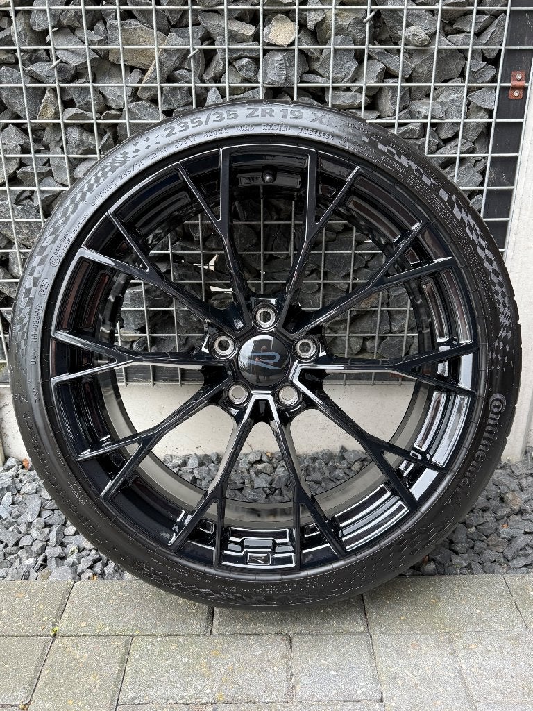 19” Originele VW Warmenau Golf 8 8,5 R GTI R-line Estoril, Auto-onderdelen, Banden en Velgen, Gebruikt, Banden en Velgen, 235 mm
