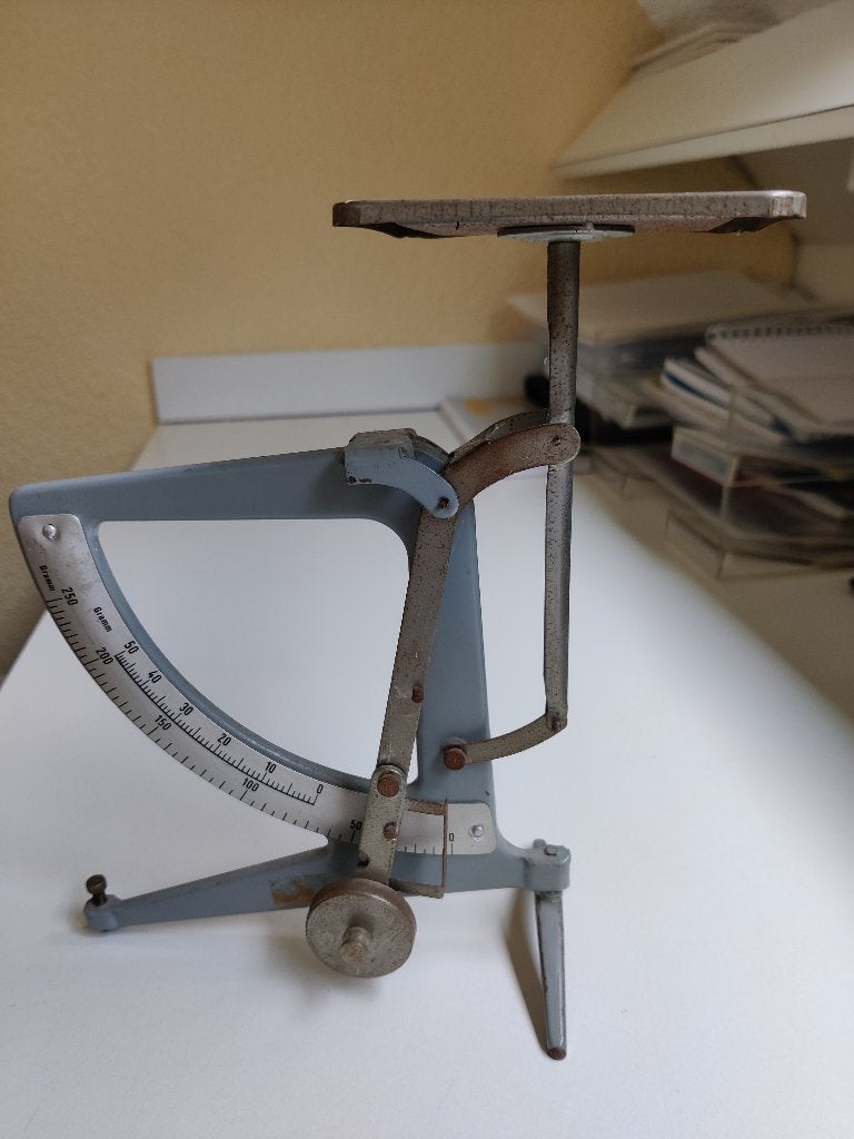 Antieke post weegschaal, Ophalen of Verzenden, Gebruikt
