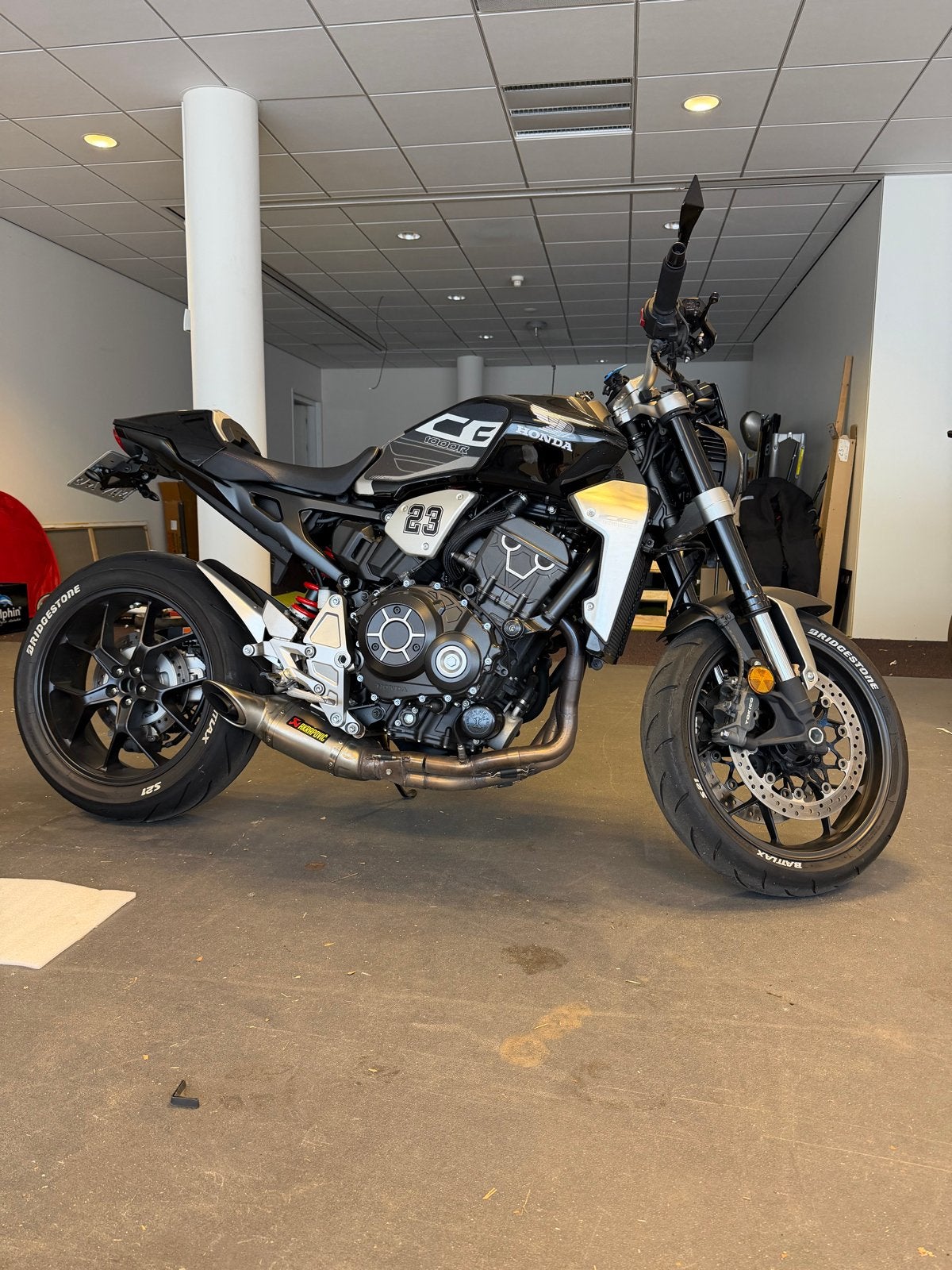 Honda CB1000R plus Naked Bike - Sportief en Krachtig, Gebruikt, Particulier, 1000 cc, ABS
