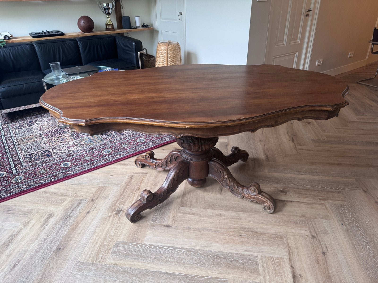Tafel Wortelhout, Antiek en Kunst, Ophalen