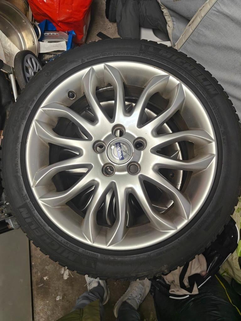 Volvo velgen, Ophalen of Verzenden, Volvo