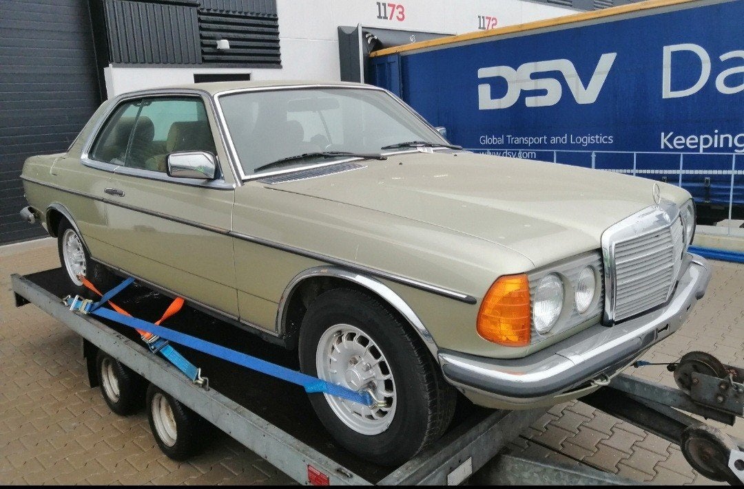 MERCEDES BENZ 230 CE COUPE, foto 1