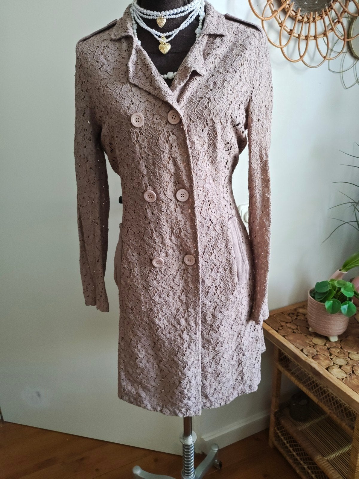 jurk vest kant maat s, Beige, Ophalen of Verzenden, Zo goed als nieuw, Maat 36 (S)