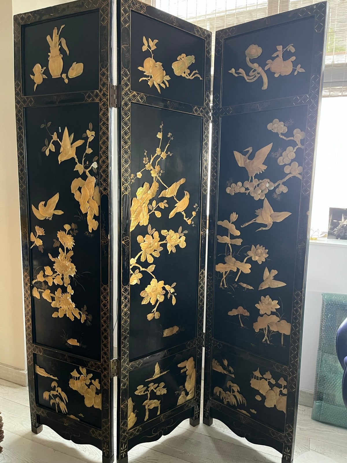 Antiek Chinees kamerscherm, zwart met goud parelmoer decor, Ophalen