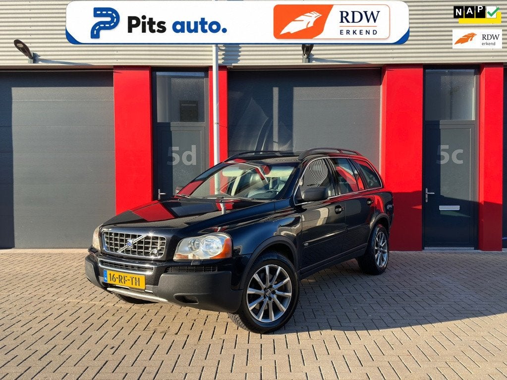 Volvo XC90 4.4 V8 Executive, Auto's, Gebruikt, 8 cilinders, 138 €/maand, Zwart