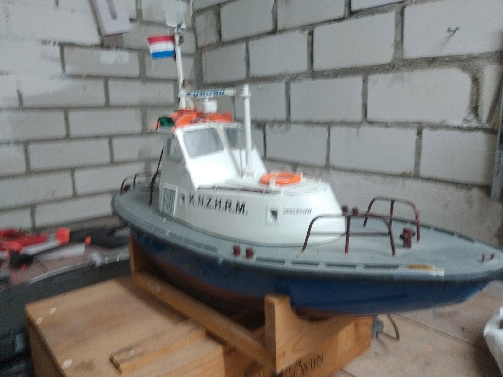 RC Reddingboot K.N.Z.H.R.M. Zeemeeuw - Modelbouw, Ophalen of Verzenden