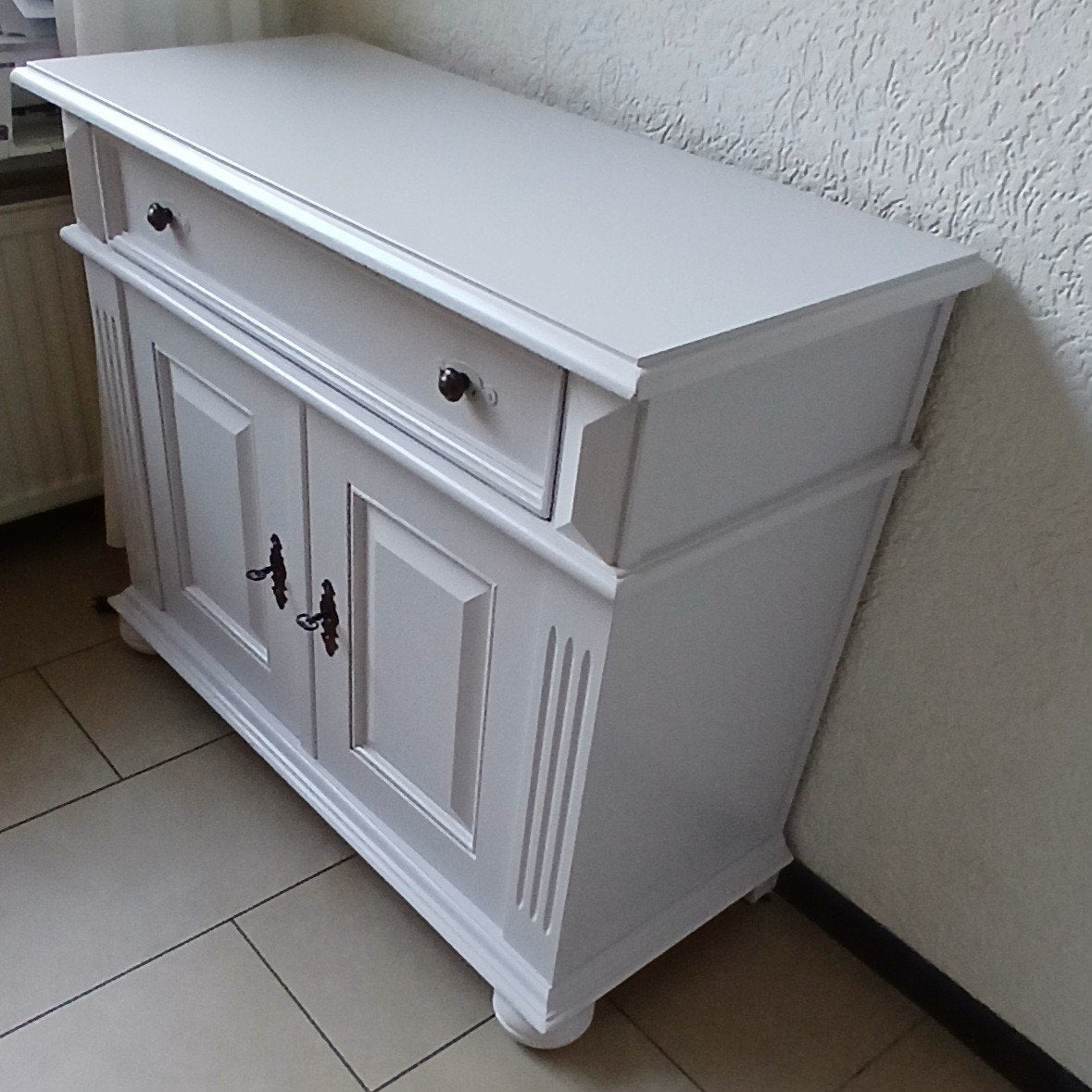 Blank eiken kast in licht grijs geschilderd., Huis en Inrichting, Kasten | Dressoirs, Ophalen, Gebruikt, 25 tot 50 cm, 50 tot 100 cm