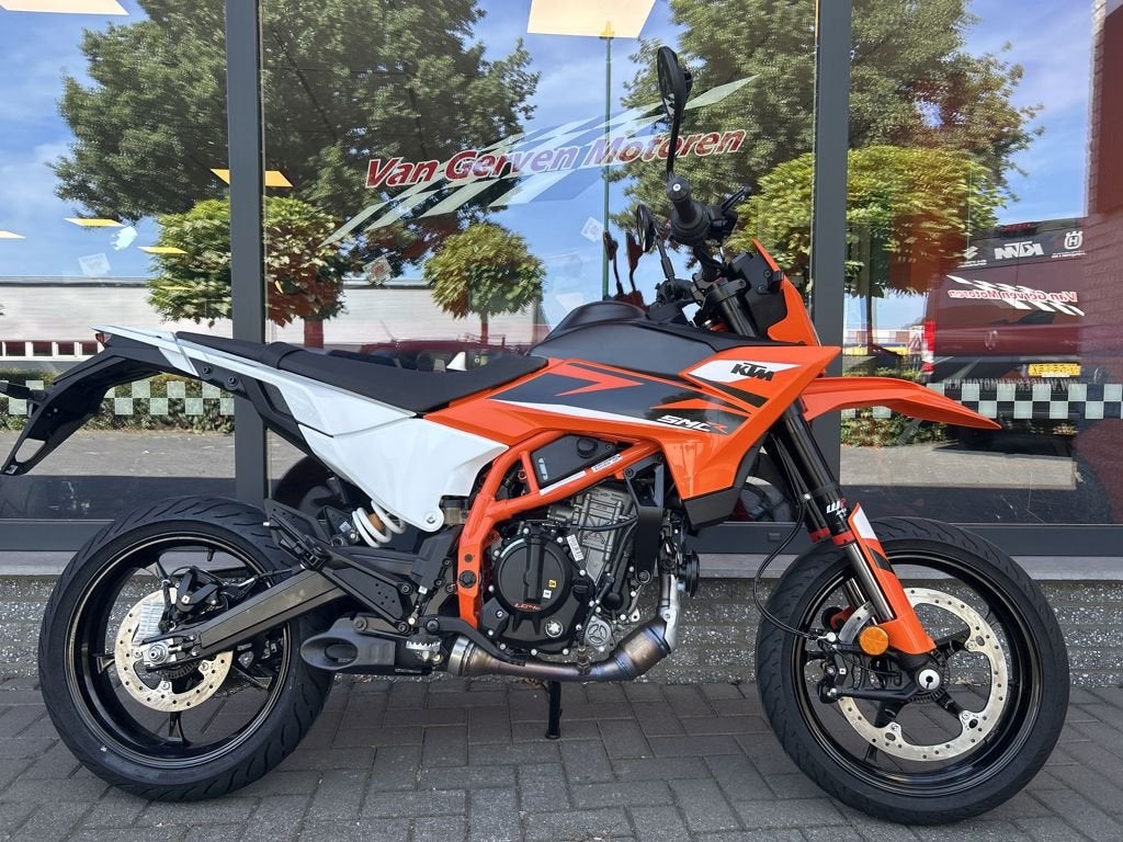 KTM 125 SMC R 2025, Nieuw, Bedrijf, SuperMoto