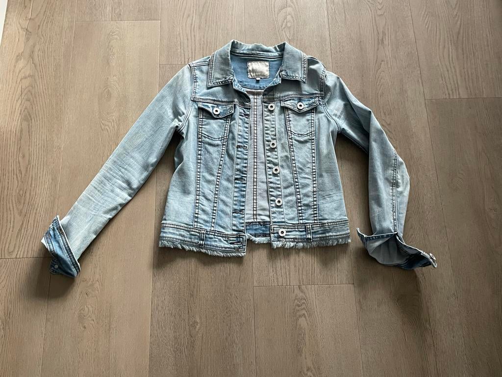 Tramontana lichtblauw spijkerjasje S - Trendy & comfortabel, Ophalen of Verzenden, Gedragen, Maat 36 (S), Blauw