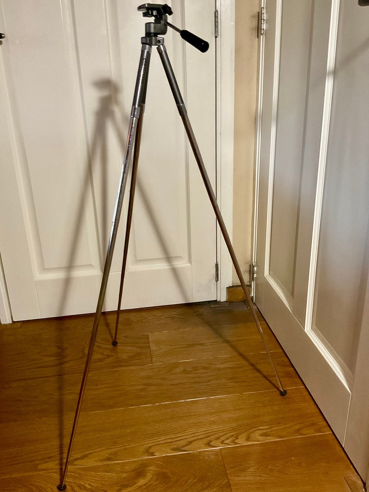 Cullmann 50011 telescopisch statief weegt 650 gram, Ophalen of Verzenden, Zo goed als nieuw, Driepoot