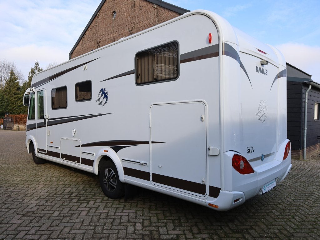 Knaus Sky I 700 LEG Automaat - zonder hefbed, Ringverwarming, Fiat, Tot en met 2, Bedrijf