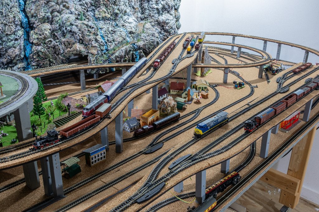 MINITRIX N-spoor MEGA baan met heel veel losse extra's!, Hobby en Vrije tijd, Ophalen, Treinset, Gelijkstroom, Trix