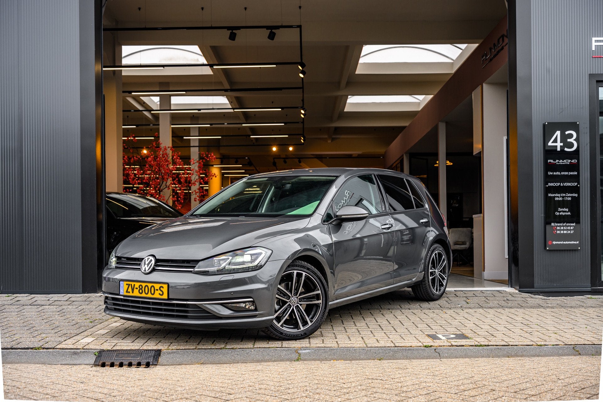 Volkswagen Golf 1.5 TSI Highline |Carplay|Acc|Lane-Assist|Na, 4 cilinders, Alcantara, Bedrijf, Golf