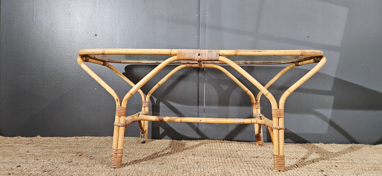 Rohé Noordwolde.  Salon tafel met originele glazen plaat., Ophalen, Gebruikt, 50 tot 100 cm, 50 tot 100 cm