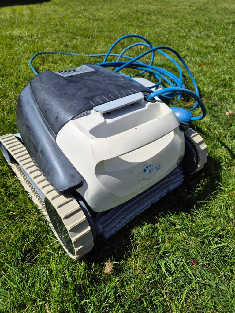 Zwembad robot - Maytronics Basic 230, Ophalen