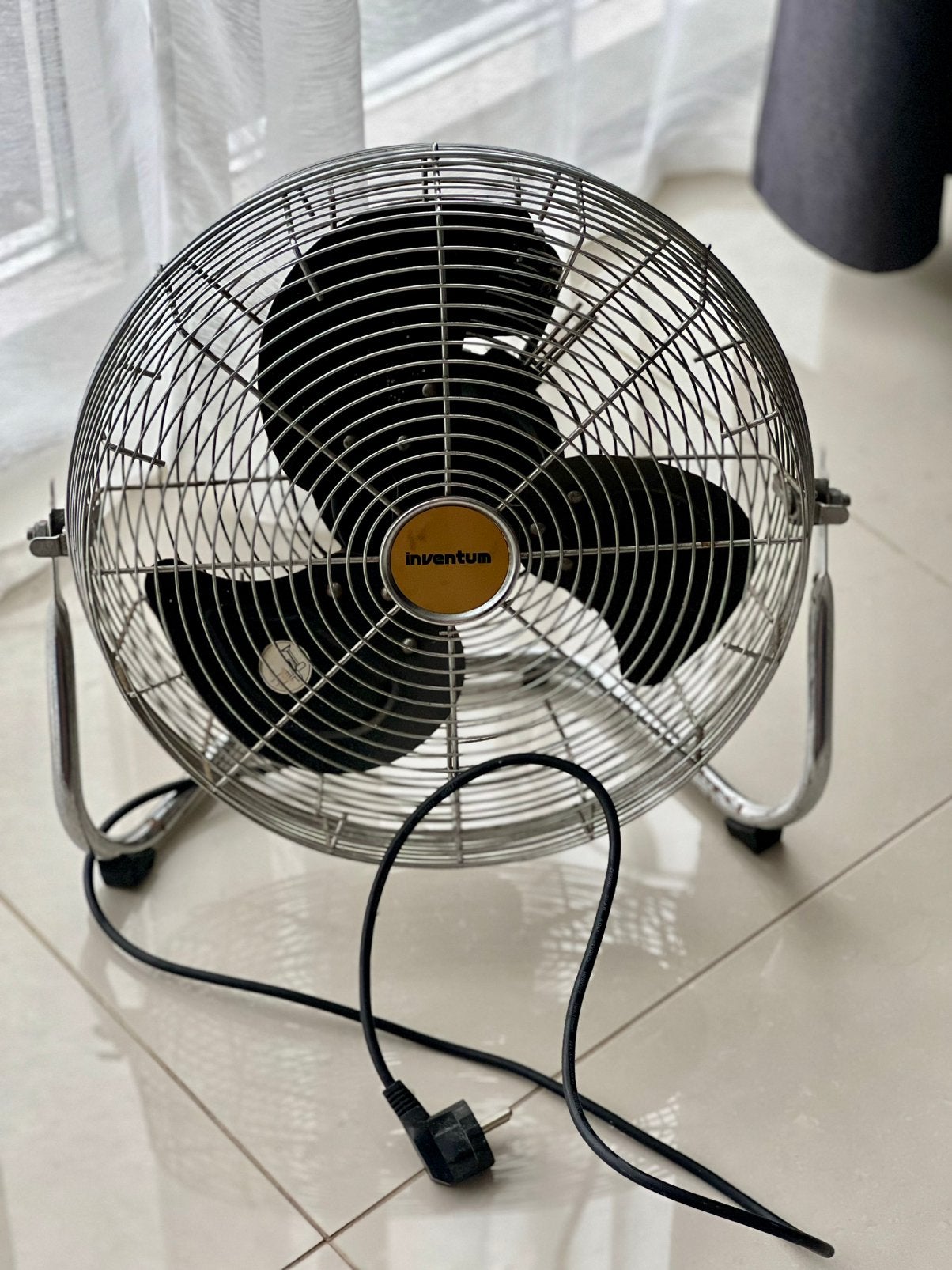 Inventum vloerventilator - ophalen in Almere, Witgoed en Apparatuur, Ventilatoren, Ophalen of Verzenden, Zo goed als nieuw, Vloerventilator
