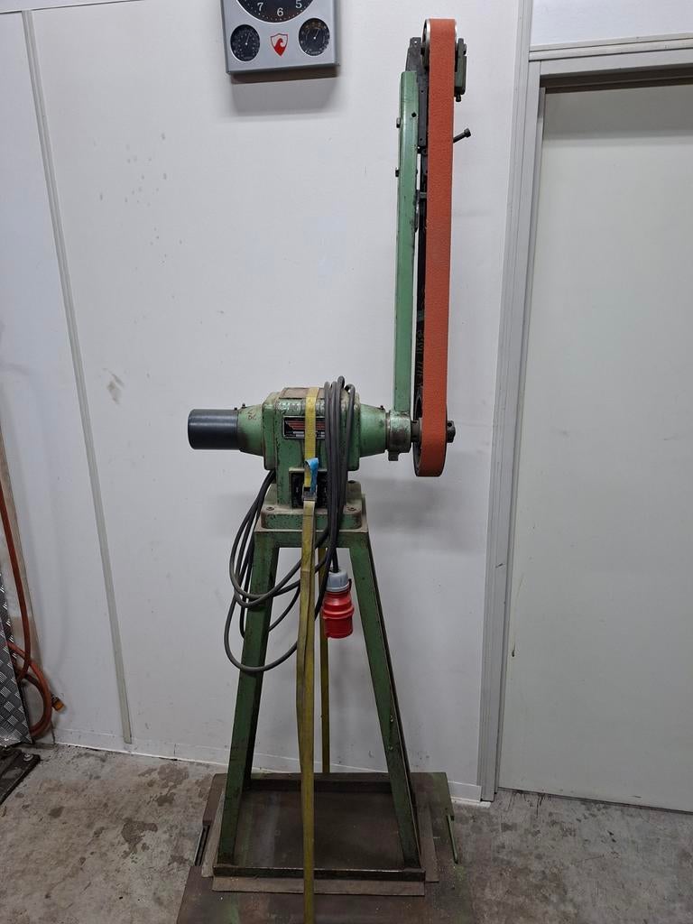 Bandschuurmachine 380v, Ophalen, Gebruikt