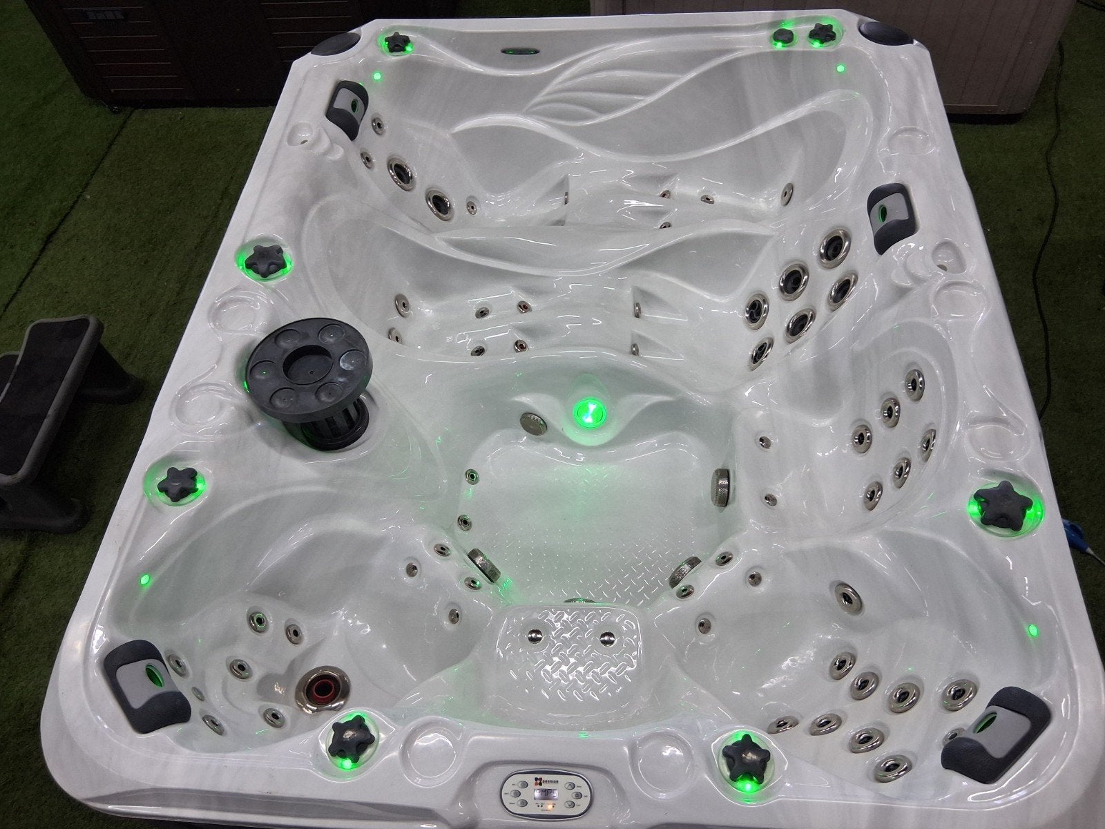 Balboa grote  spa 2 ligplaatsen audio,massage jacuzzi, Tuin en Terras, Ophalen of Verzenden, Zo goed als nieuw, Filter