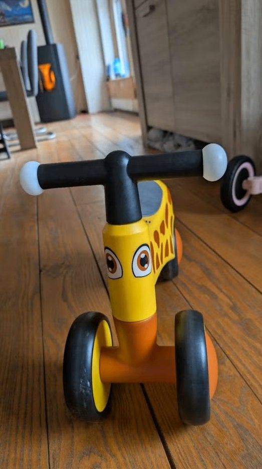 Leuk giraffen kinderfietsje met lichtjes, z.g.a.n., Ophalen, Zo goed als nieuw, Jongen of Meisje
