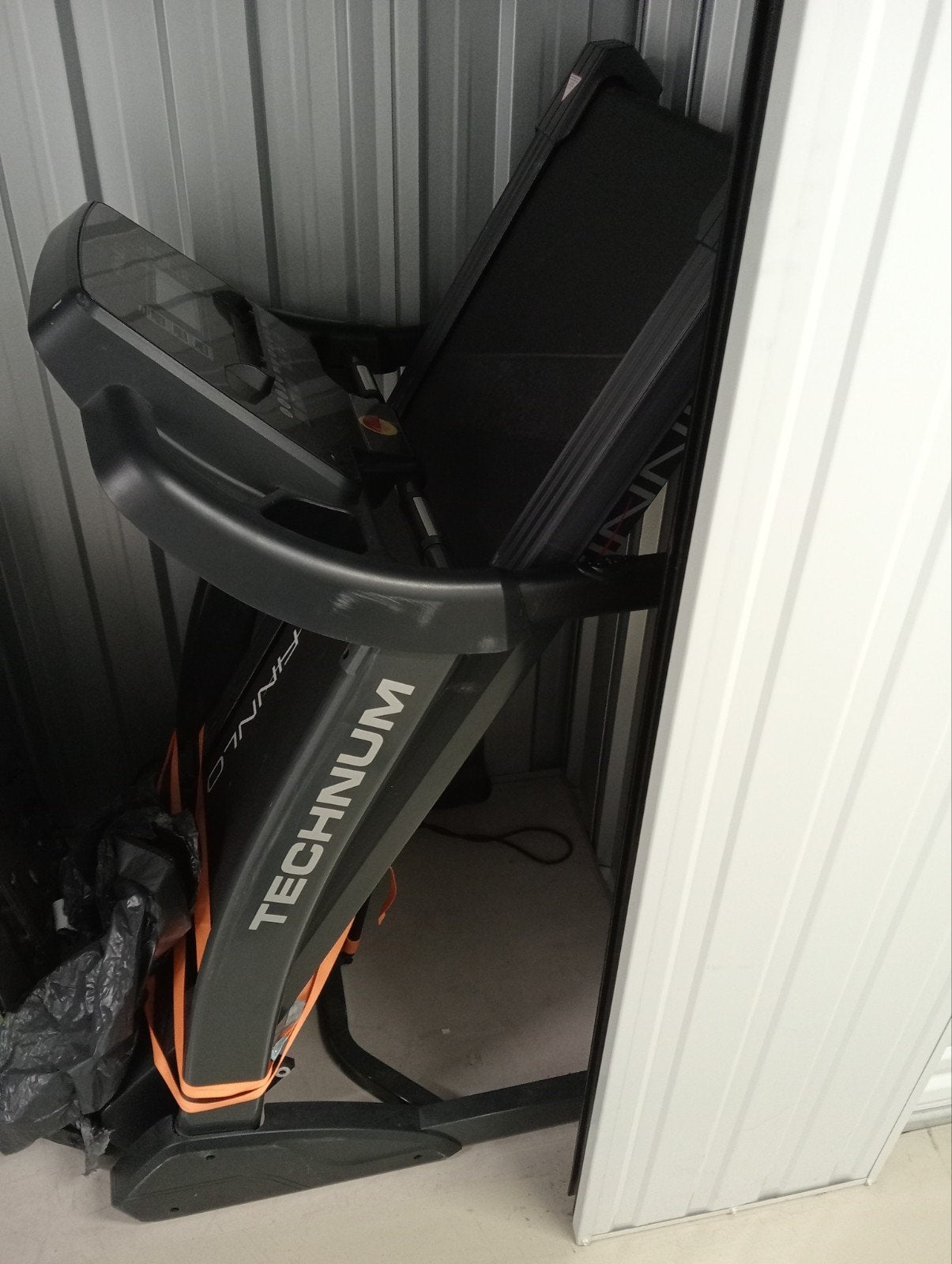 Finnlo Technum loopband
Finnlo Technum loopband, Ophalen, Gebruikt