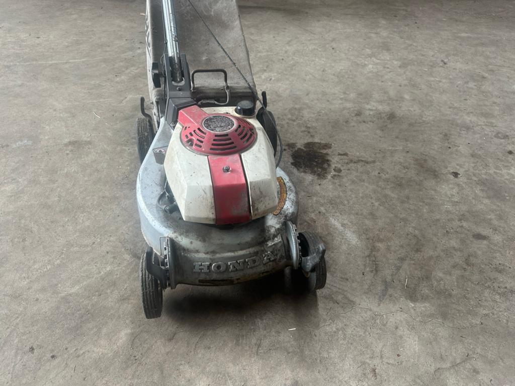 Honda Grasmaaier - Loopt waarschijnlijk wel, Tuin en Terras, Ophalen, Cirkelmaaier, Gebruikt, 40 t/m 49 cm