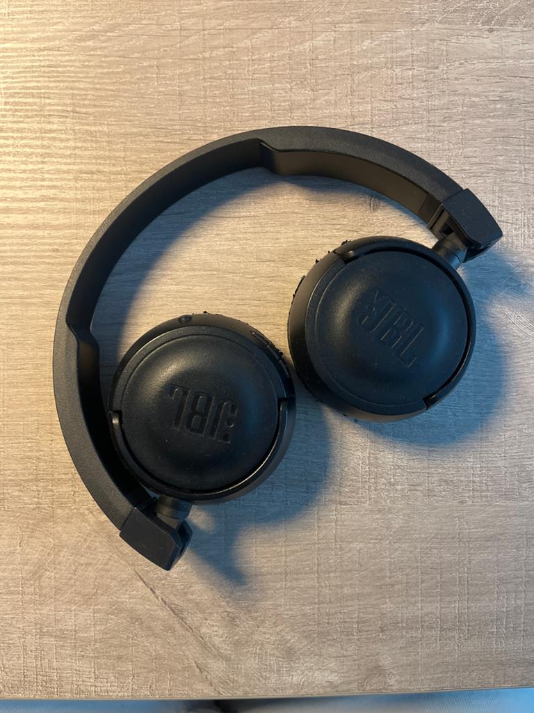 JBL Bluetooth Koptelefoon - Gebruikt, Audio, Tv en Foto, Koptelefoons, Op oor (supra aural), Zo goed als nieuw, Draadloos, Ophalen