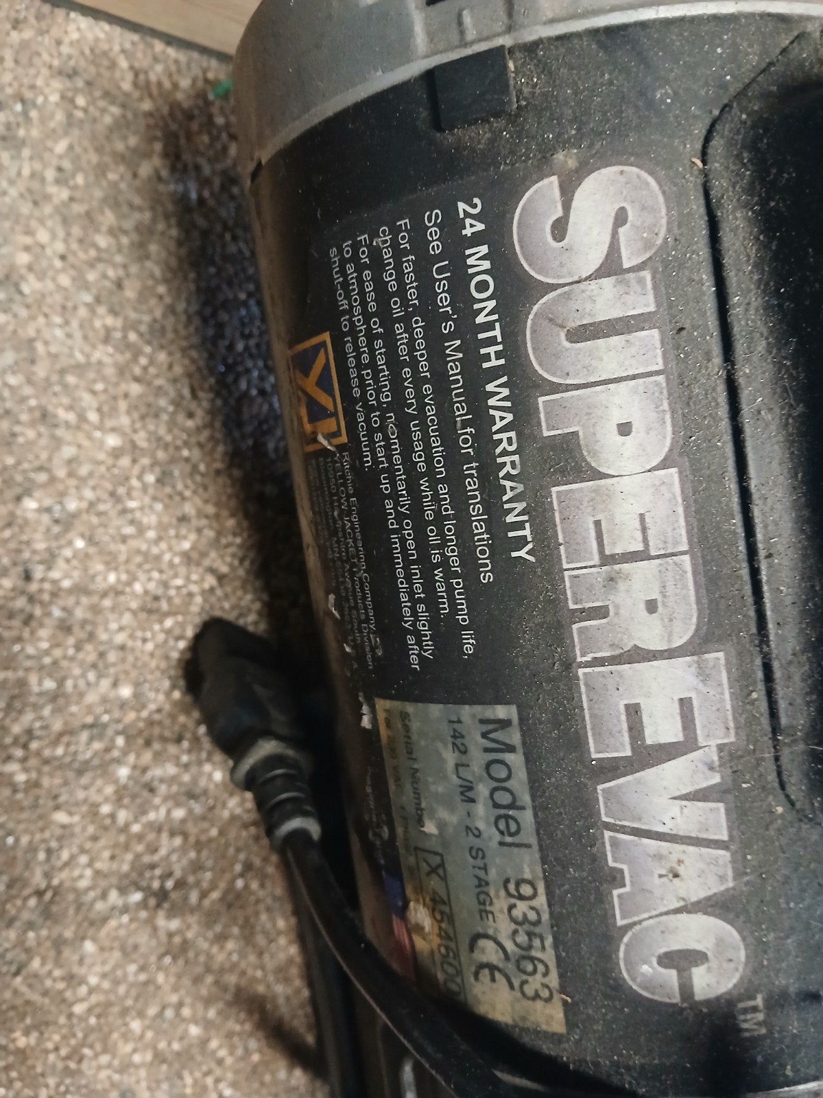 Yellow yacket &  Robinair vacuumpompen, Doe-het-zelf en Verbouw, 100 liter of meer, Ophalen, Gebruikt, Minder dan 200 liter/min