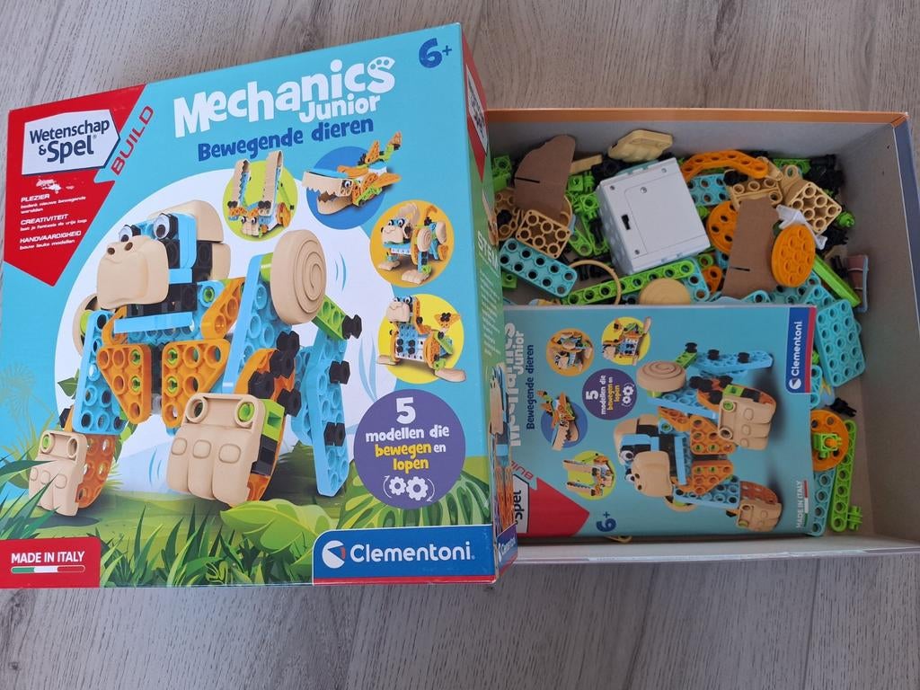 Mechanics Junios Bewegende Dieren, Ophalen