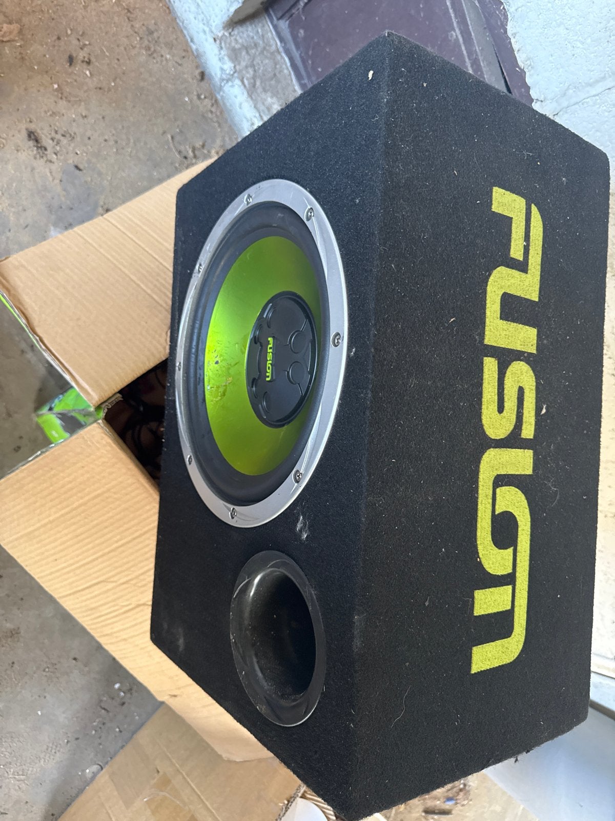 Fusion Encounter 12" actieve subwoofer 360 Watt, Ophalen of Verzenden, Gebruikt