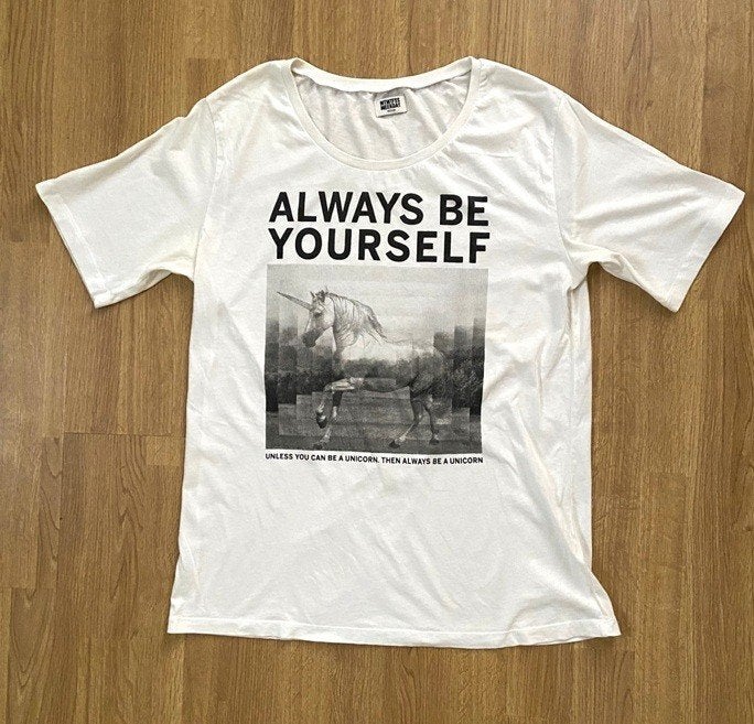 Wit T-Shirt van Weekday, Maat 38/40 (M), Wit, Weekday, Ophalen of Verzenden