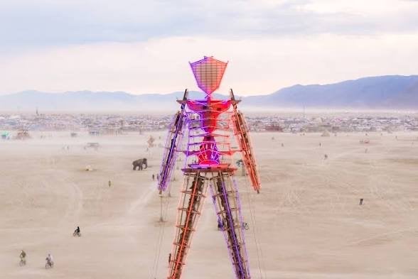 2 Burning Man tickets + vehicle pass. Black rock city 2026, Tickets en Kaartjes, Evenementen en Festivals, Twee personen, Meerdaags