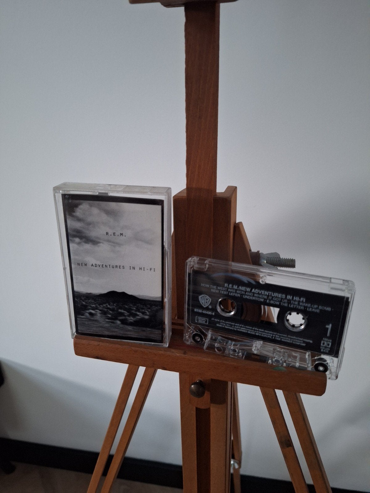 R.E.M. - New Adventures in Hi-Fi (Cassette), Cd's en Dvd's, 1 bandje, Ophalen of Verzenden, Zo goed als nieuw, Origineel