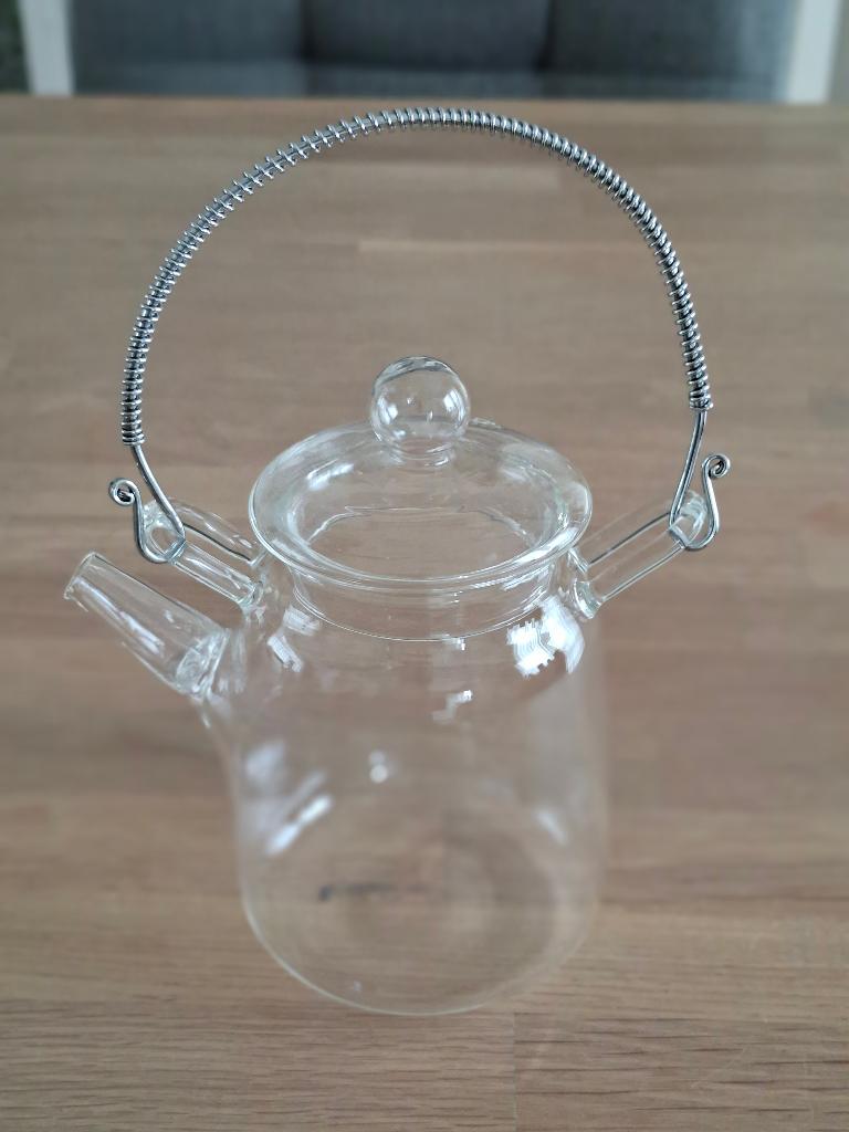 Theepotje van Royaume des saveurs, Gebruikt, Overige typen, Ophalen of Verzenden, Glas