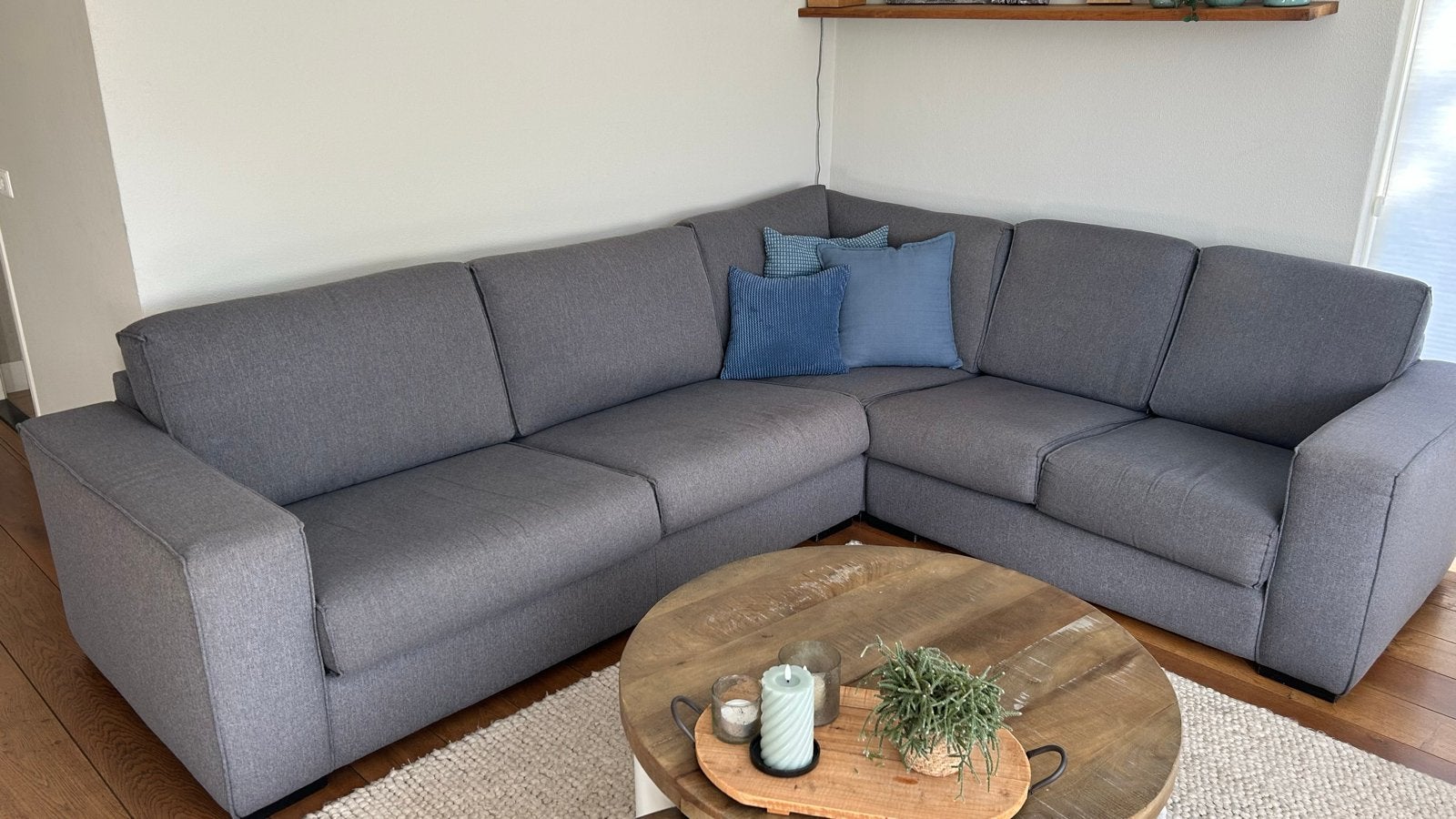 Grijze hoekbank met keerbare kussens - 230x280 cm, Huis en Inrichting, Ophalen, Gebruikt, 100 tot 125 cm, Hoekbank