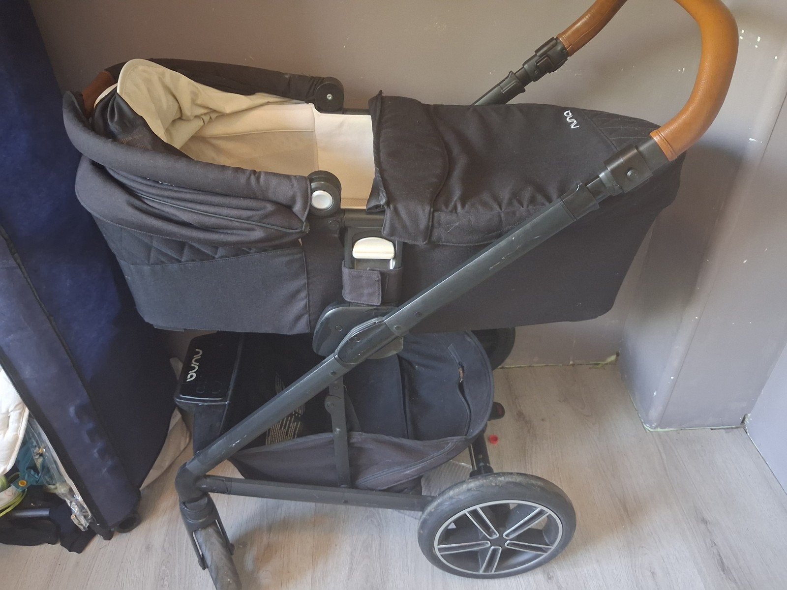 Nuna Mixx Next kinderwagen met reiswieg en autostoel, Kinderen en Baby's, Kinderwagens en Combinaties, Ophalen