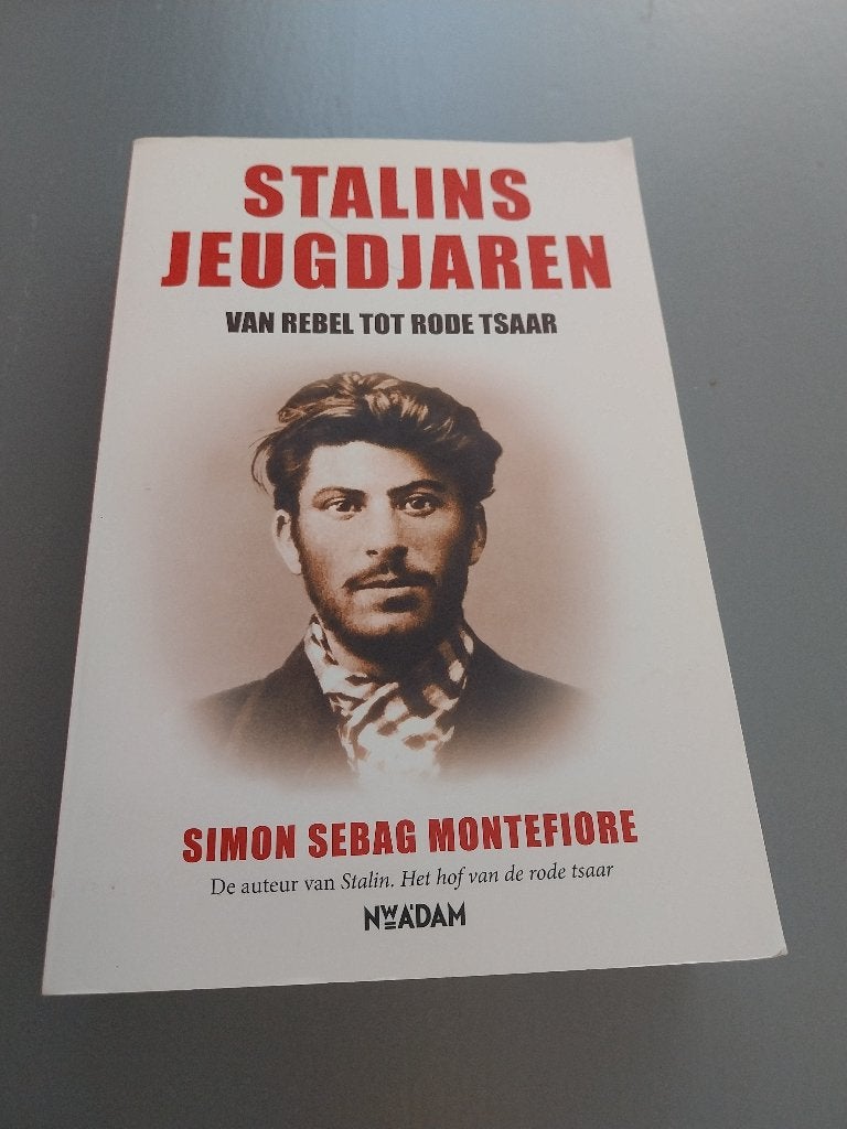 Simon Sebag Montefiore - Stalins jeugdjaren, van rebel tot.., Boeken, Ophalen of Verzenden, Gelezen, Politiek
