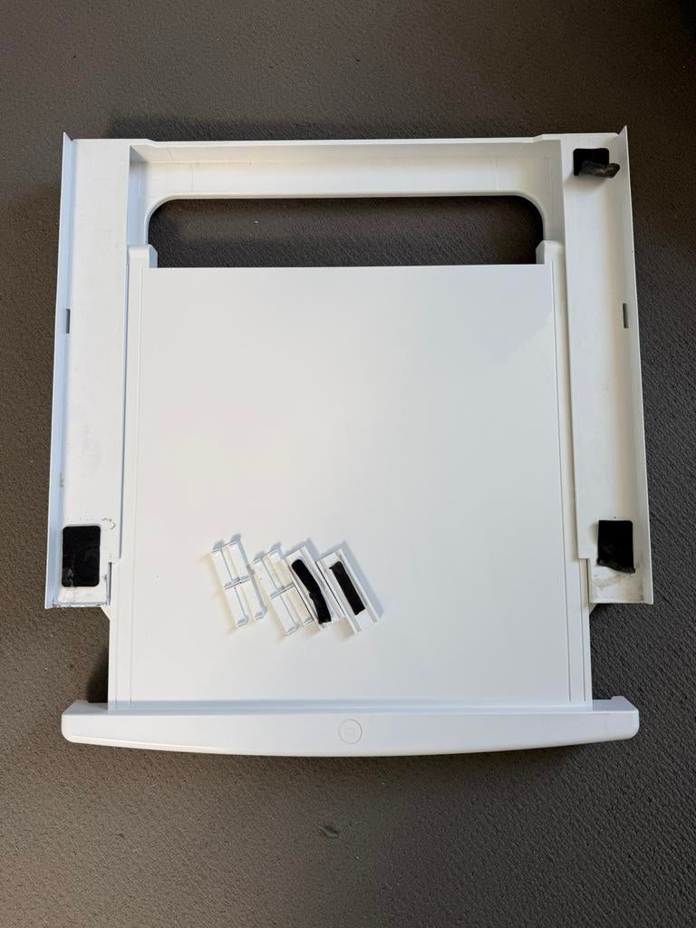 Opvouw-lade voor tussen wasmachine en droger., Ophalen, Gebruikt