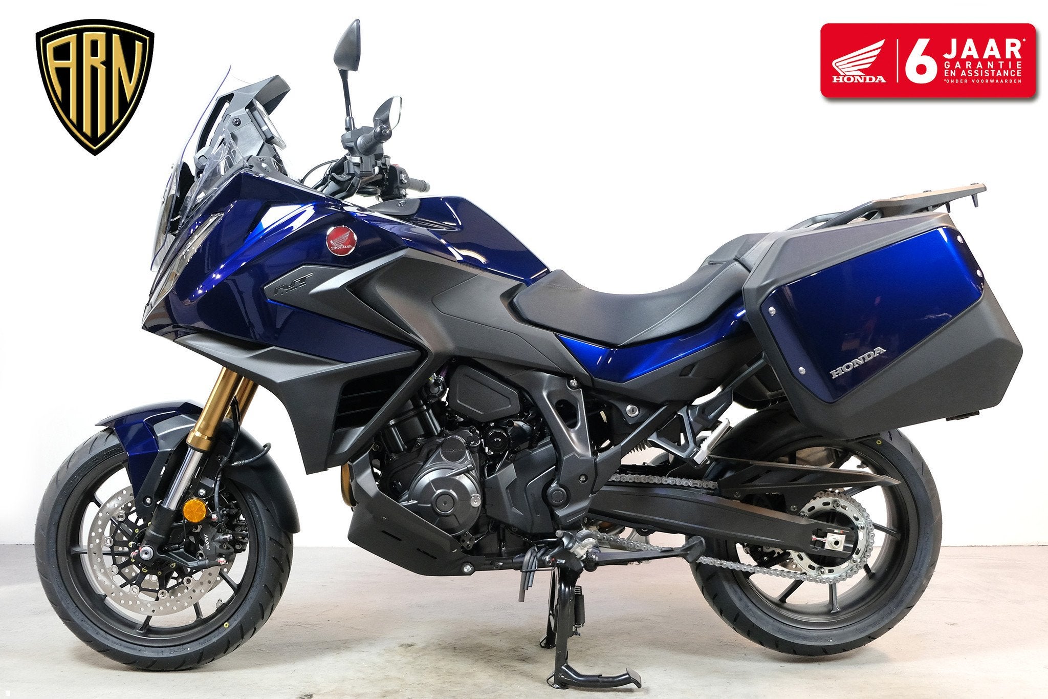Honda NT 1100 DCT ES (bj 2026), Bedrijf, Handvatverwarming, Toermotor