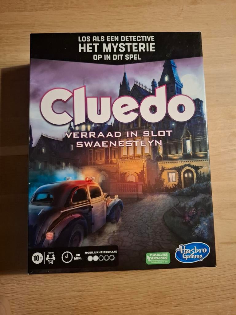 Cluedo: Verraad in Slot Swaenesteyn - Escape Room Spel, Vijf spelers of meer, Ophalen of Verzenden, Zo goed als nieuw, Hasbro Gaming