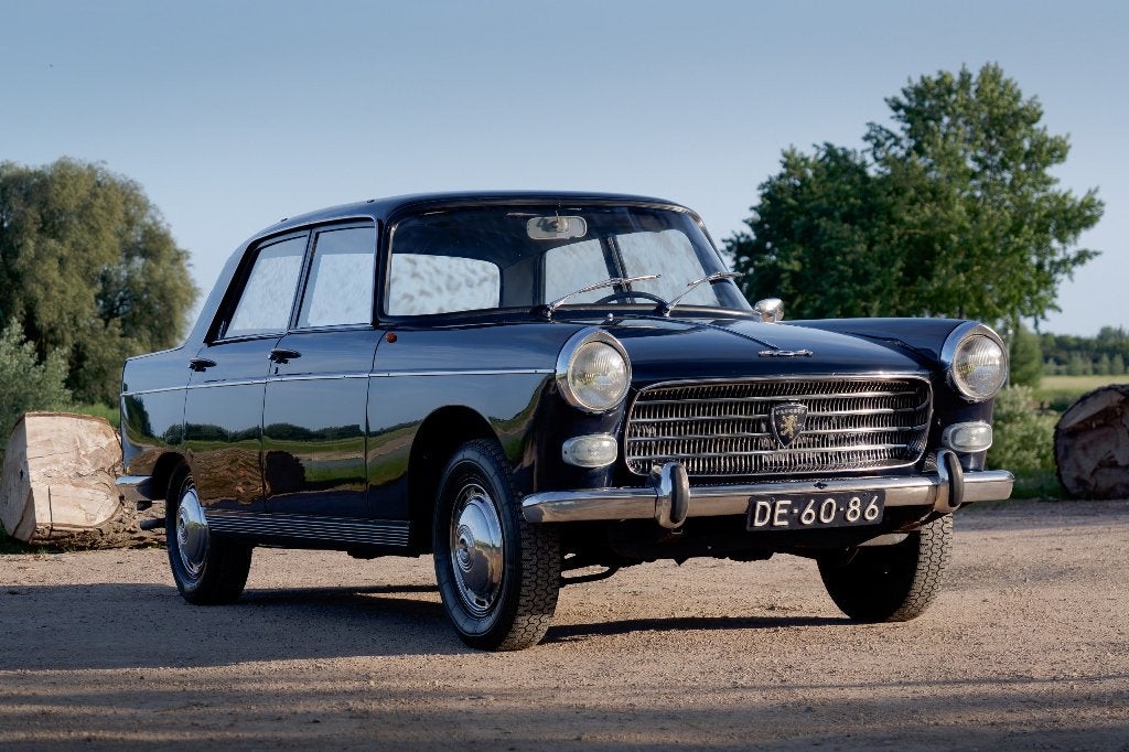 Peugeot 404 Berline 1.6 met schuifdak (1964), Auto's, Peugeot, Overige modellen, Blauw, Handgeschakeld, Particulier