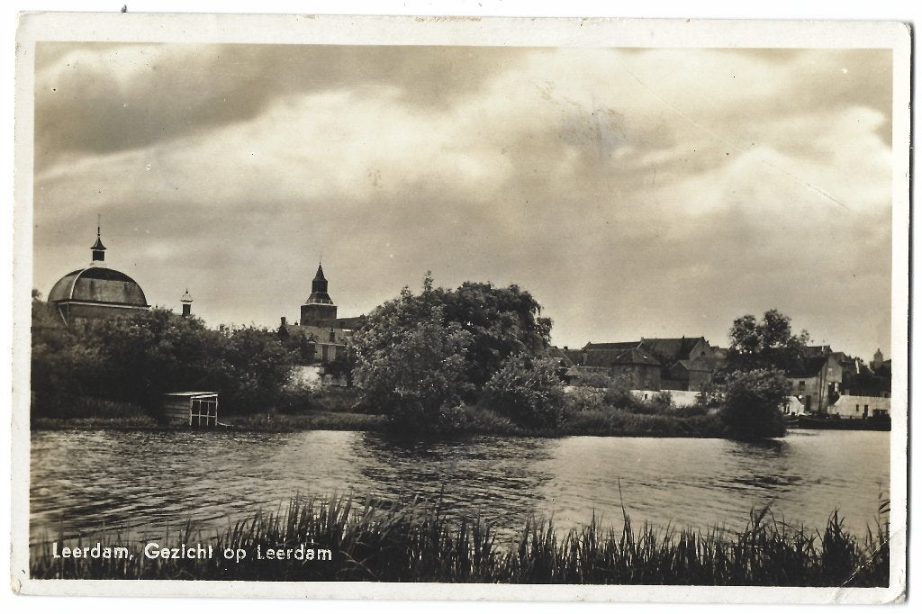 Leerdam, Gezicht op Leerdam. Opruimingskaart, Verzenden, 1940 tot 1960, Gelopen, Utrecht